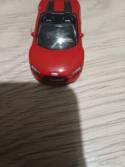Hot wheels 2019 audi r8 spider
