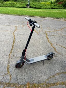 🔋 ÚPLNE NOVÁ ELEKTRICKÁ KOLOBEŽKA 350W – V KRABICI