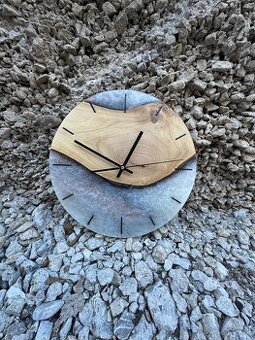 Nástenné hodiny epoxidové