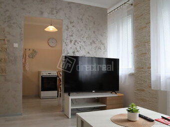 KOMPLETNE ZARIADENÁ, VKUSNE PREROBENÁ GARSONKA 28 m2 NA…