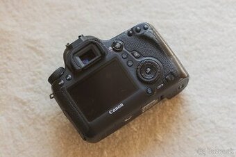 Canon EOS 6D