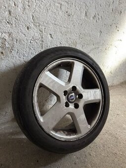 Originálne ALU disky Volvo 17" (5x108) + pneu Goodyear