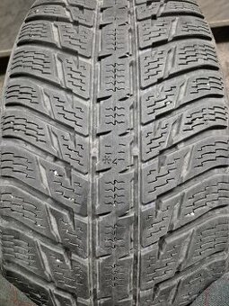 4ks zimné pneu 215/55 R18 nokian wr suv 3