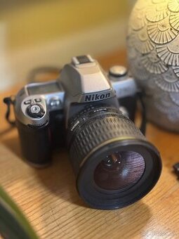 Nikon f80
