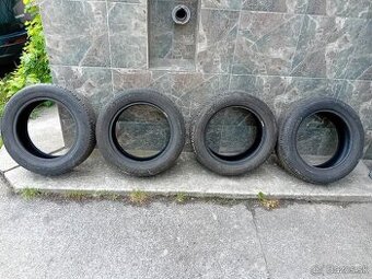 Predam 4×letne pneu matadory 205×55×16