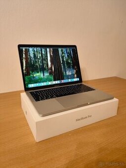 Apple MacBook Pro 13 Retina | i5 • 8GB • 512GB SSD • Touch B
