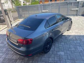 Volkswagen Jetta 2.0 Tdi 103kw rok vyroby 2013