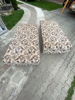 Polohovateľné postele s úložným priestorom
