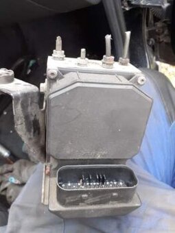 Predam ABS kocku modul na BMW E39/E38