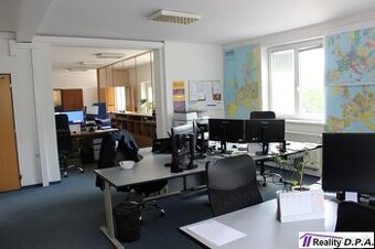 Priestory na prenájom 1000m2, Martin - širšie centrum, aj pr - 1