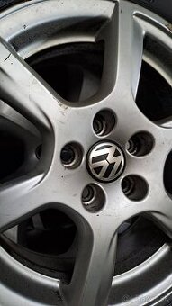 Predám originál alu set Vw 15"-5x100+195/55r15 letné