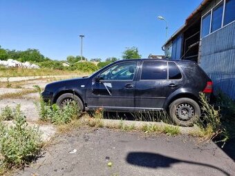 Golf 4 1.9 tdi s pokazeným motorom