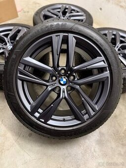 Zimná sada 5x112 R18 245/45/18 BMW rad 4 , i4 G26 Style 853
