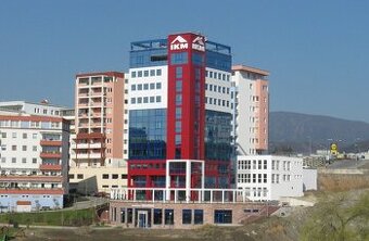 Prenájom - štandardné parkovacie miesto v garáži na Belveder