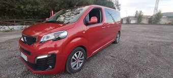 Peugeot Traveller