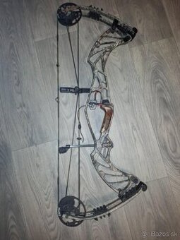 Kladkovy luk LH Hoyt pro defiant