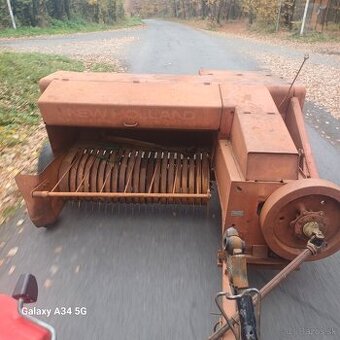 Lis na kocky new holland