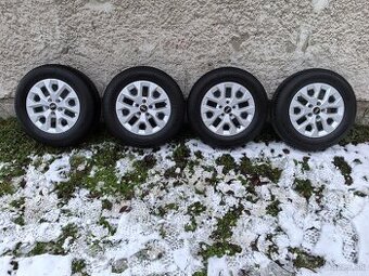 Hliníkové disky Dacia Duster , zimné pneumatiky 215/65/R16