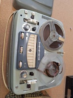 Magnetofón Sonet B3