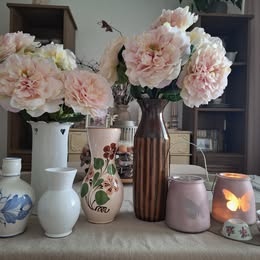 Kermiké svietniky. lamáše, , svieniky, vázy, slovenská výrob