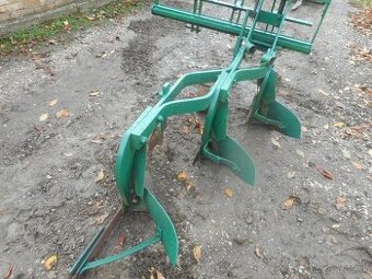 Pluh 3 radlicny posuvny