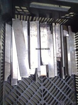 Poldi materiál - radeco.