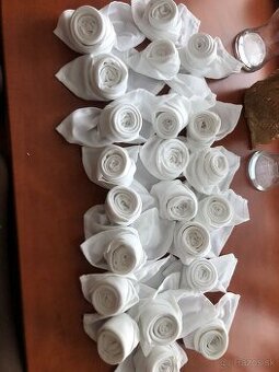 Obrúsky v tvare ruže