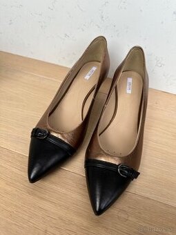 Geox slávnostné lodičky 39