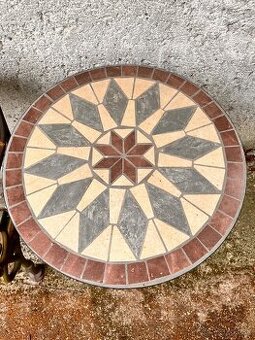 Záhradný stolík novy