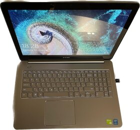 Dell Inspiron 15 Touch (7000) - dotykový hliníkový notebook