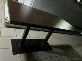Stôl so železnou podnožou - 1