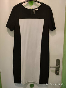 Šaty bielo-čierne č. 46