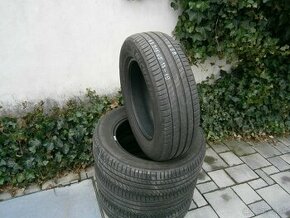 Predám 4x letné pneu Michelin 215/65 R17 99VXL