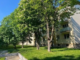 Exkluzívne na predaj 2-izbový byt, pôvodný stav, 57 m2, Urán