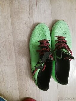 Halovky adidas 43, ZNIZENA CENA