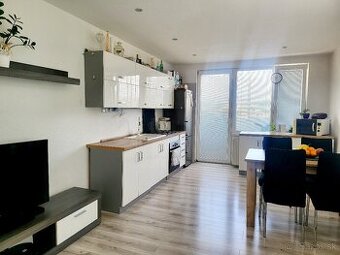 3 i byt, ul. ŠKARVANA/PRIEVIDZA – 74 m2 + 2 x lodžia