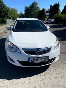 Opel Astra J 2.0 diesel ⛽️ Sport+Tourer Automat