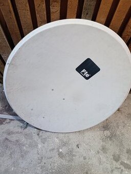 Satelit