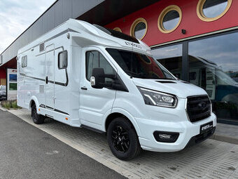 nový karavan Etrusco T 7.3 SCF 4-miestny