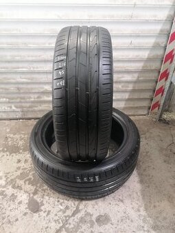 Hankook letné 215/45/R18
