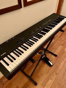 Yamaha CP 33