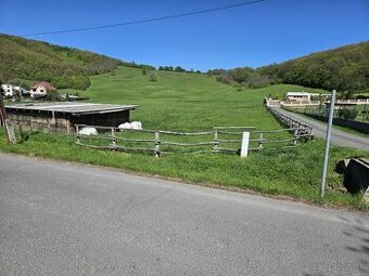 Predam pozemok na stavbu rodinneho domu.