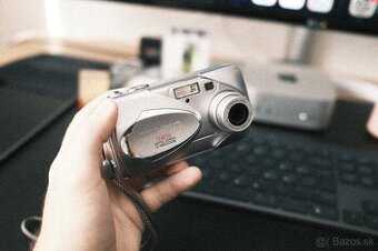 Olympus Camedia C-460 Zoom