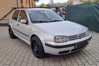 Volkswagen Golf 4 1.9.TDI 66kw r.v.2003 Kupene SR
