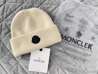 Moncler čiapka