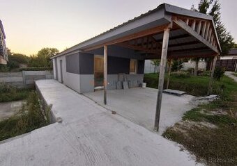 Dvojizbový holodom v Nitre na predaj s výhladom na Zobor