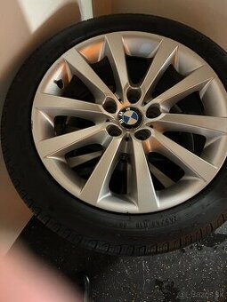 Predam elektróny BMW + letne pneumatiky 245/45/R18
