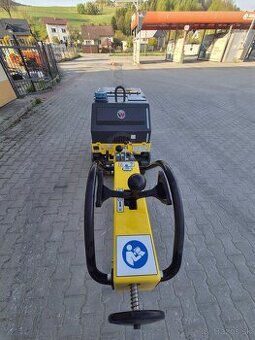 Walec bomag wacker