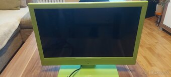 Televízor Technika + reproduktory Dell