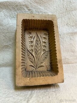 Drevená forma na maslo